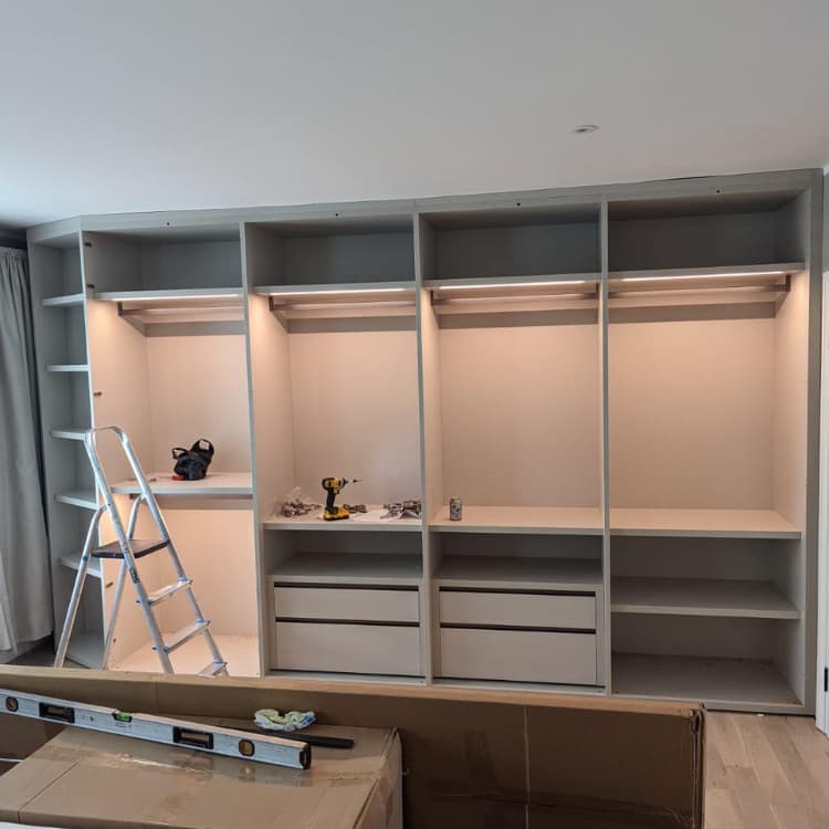 how long does it take to get fitted wardrobes installed